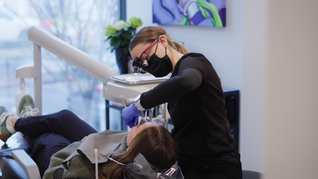 dental-hygienist-cleaning